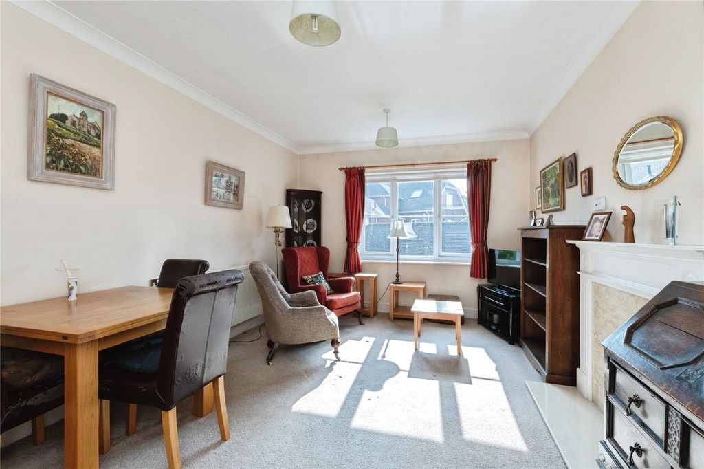 1 bed flat for saleCottage Mews, Ringwood BH24