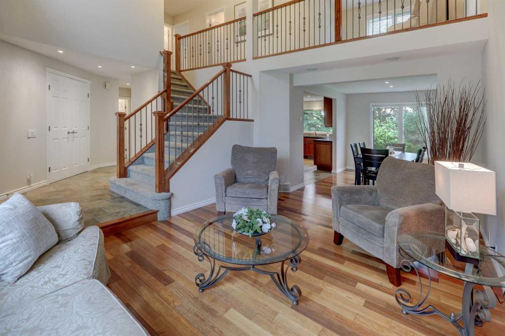 174 Mt Robson Close SE, Calgary, AB, T2Z 2E2 photo 5