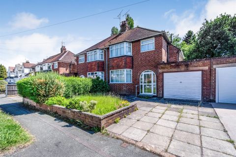 Adams Road, Finchfield, Wolverhampton WV3