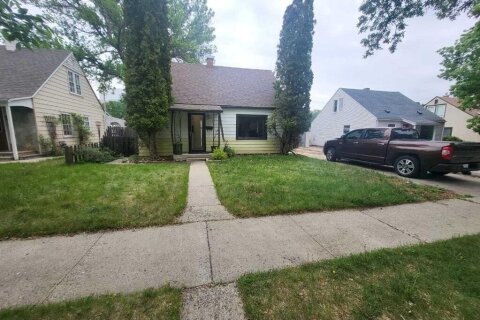 Additional image 7 of 941 16 Street S, Lethbridge, AB, T1J 3C1