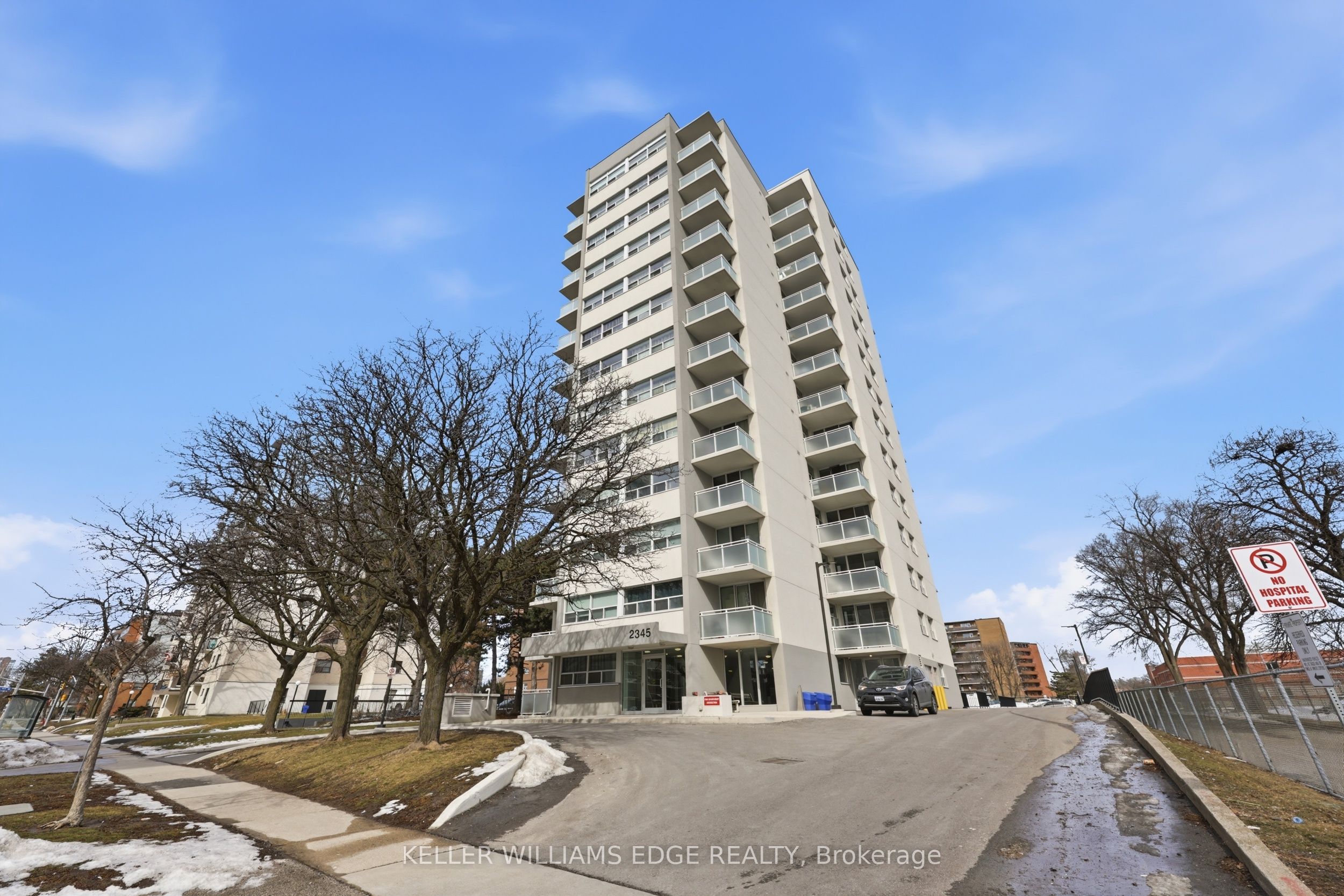 703-2345 Confederation Parkway, Mississauga, ON, L5B 2H3 photo 2