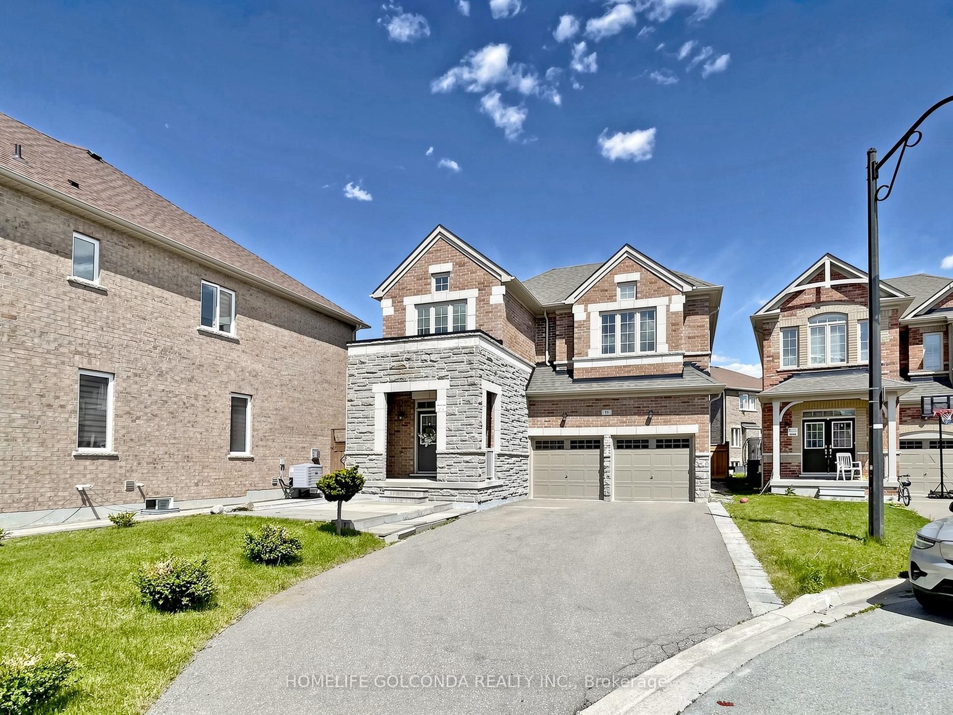 Additional image 2 of 31 Bolsby Court, Aurora, ON, L4G 1B7