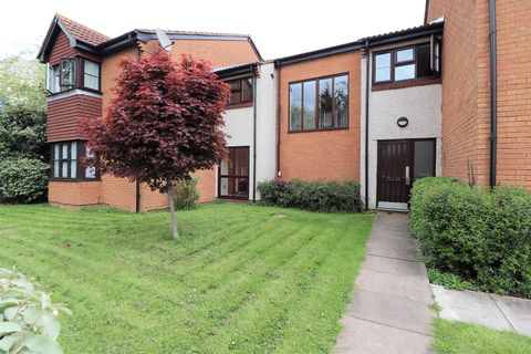 Clarkes Drive, Uxbridge UB8, Studio to rent