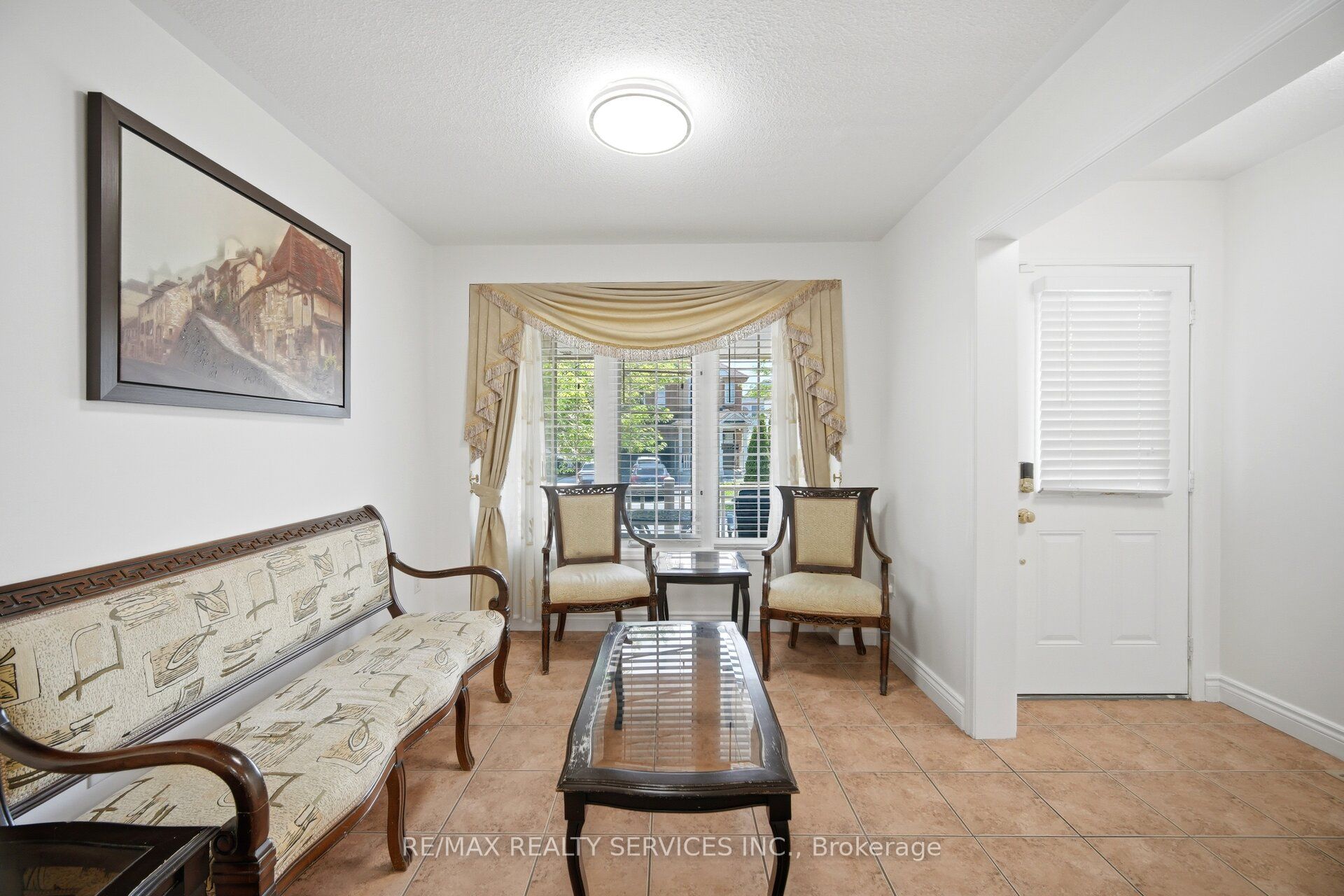 28 Ponymeadow Way, Brampton, ON, L6X 0M3 photo 5
