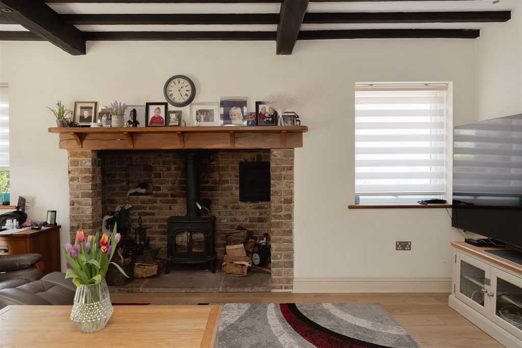 Additional image 8 of 5 bed detached bungalow for saleLodge Lane, Redhill RH1