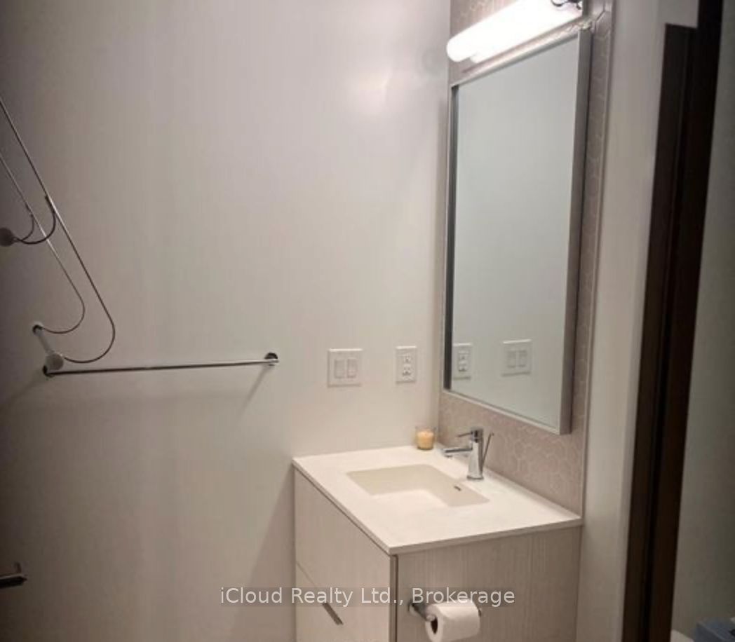 1618-2520 Eglinton Avenue W, Mississauga, ON, L5M 0Y2