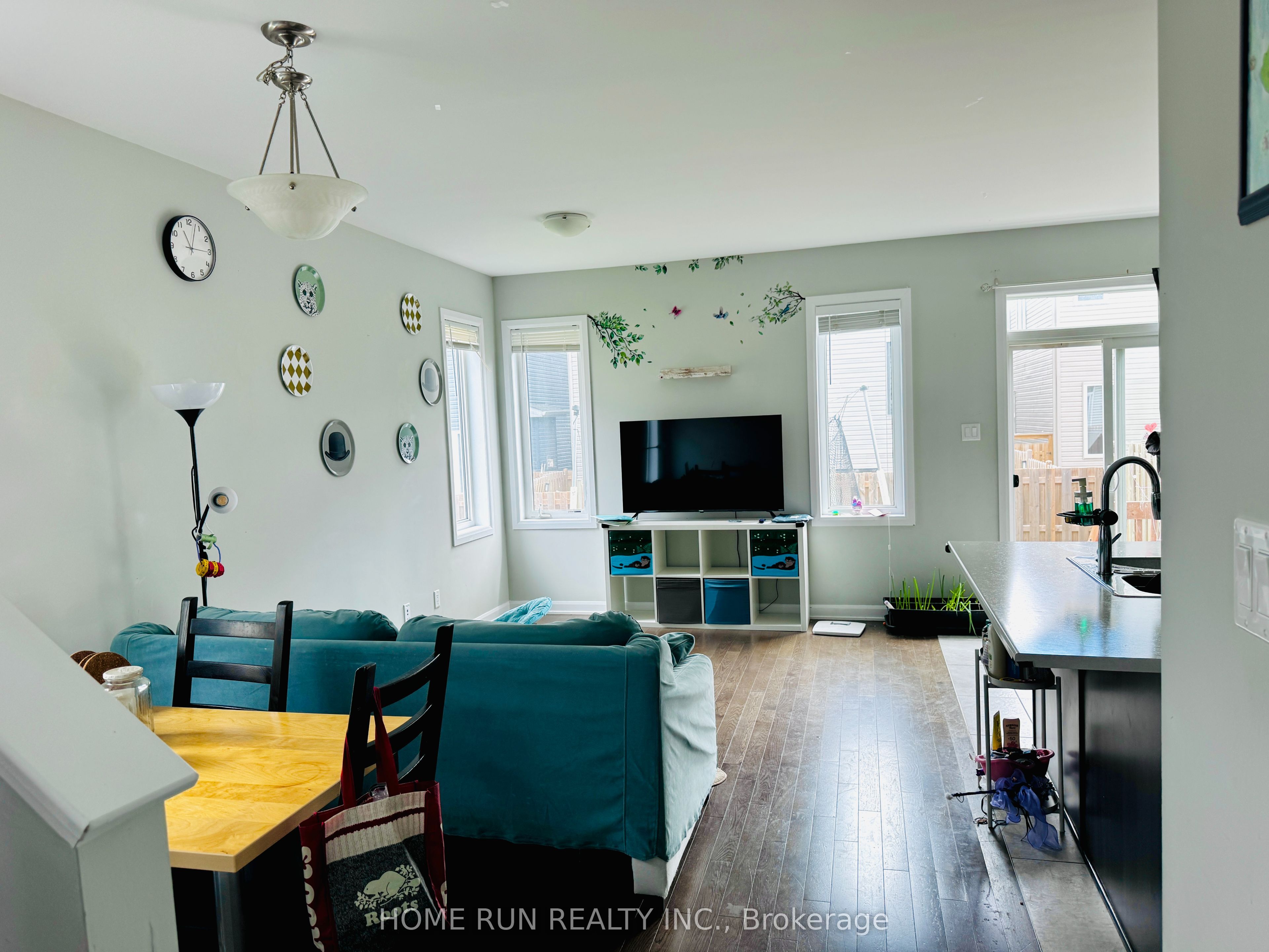 Additional image 2 of 135 Teelin Circle, Ottawa, ON, K2J 6V1