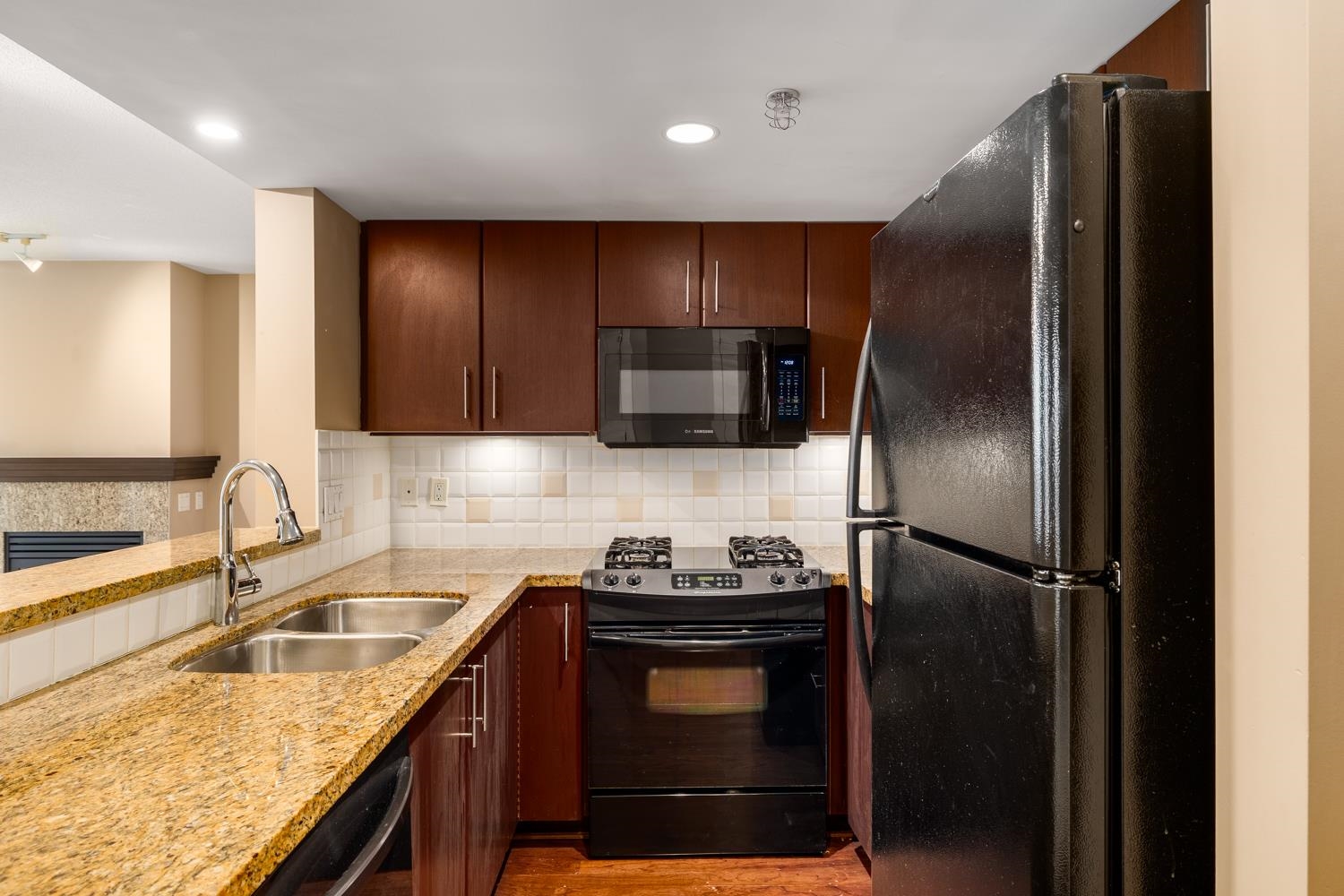 Additional image 3 of 1703-120 Milross Avenue, Vancouver, BC, V6A 4K7