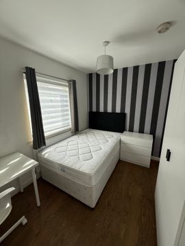 143 Room 3, De Montfort Way, Coventry CV4, Room to rent