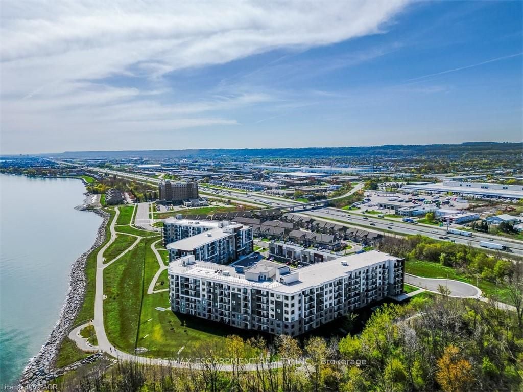 102-125 Shoreview Place, Hamilton, ON, L8E 0K3