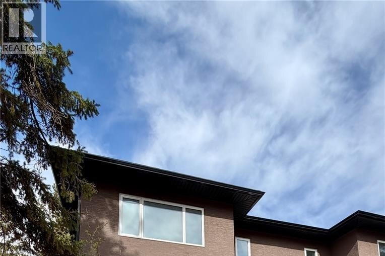 Additional image 8 of 419 S Avenue S, Saskatoon, SK, S7M3A3