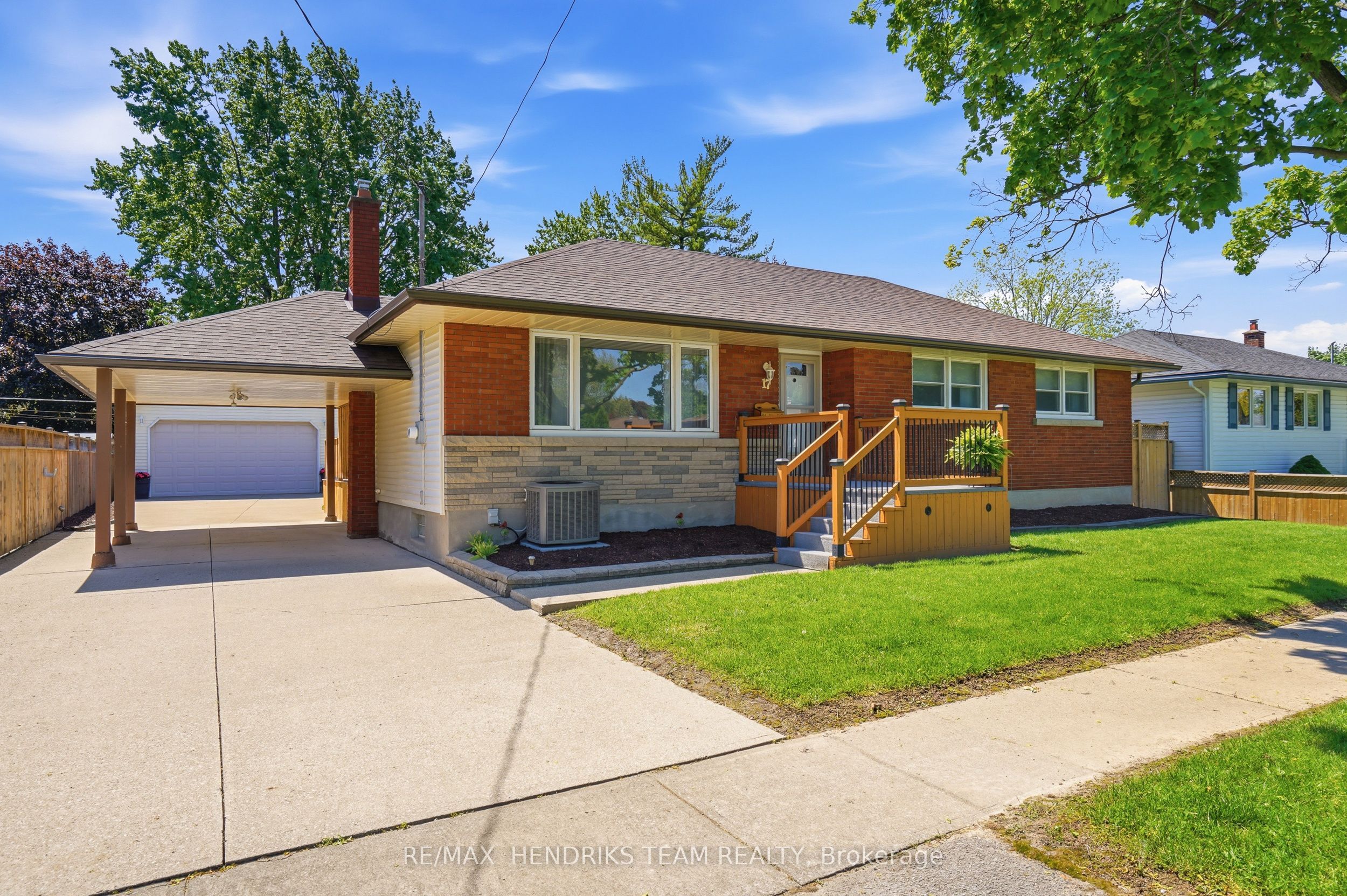 17 Sullivan Drive, St. Catharines, ON, L2N 1K3