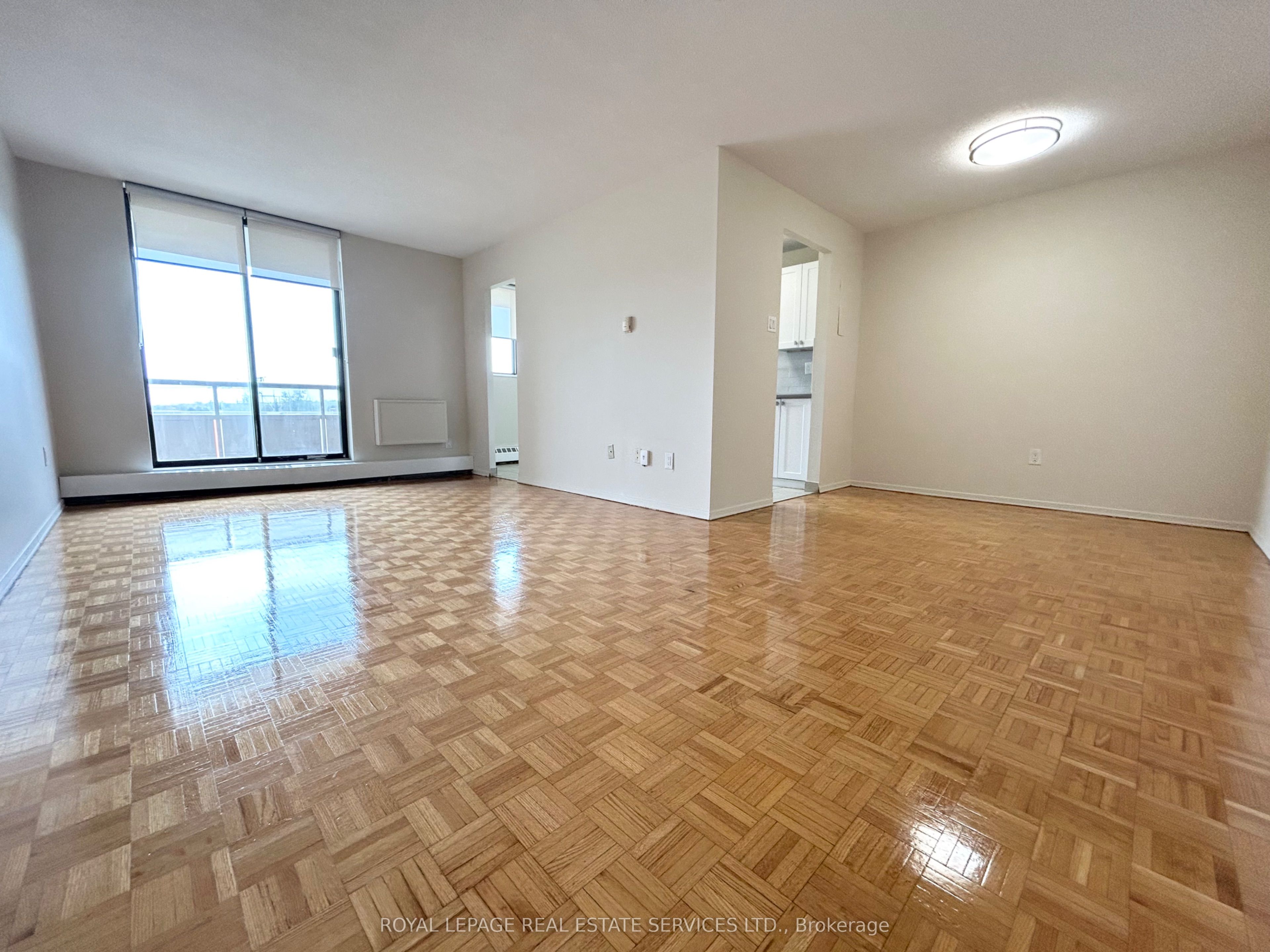 1104-16 Cedarwoods Crescent, Kitchener, ON, N2C 2L4 photo 3