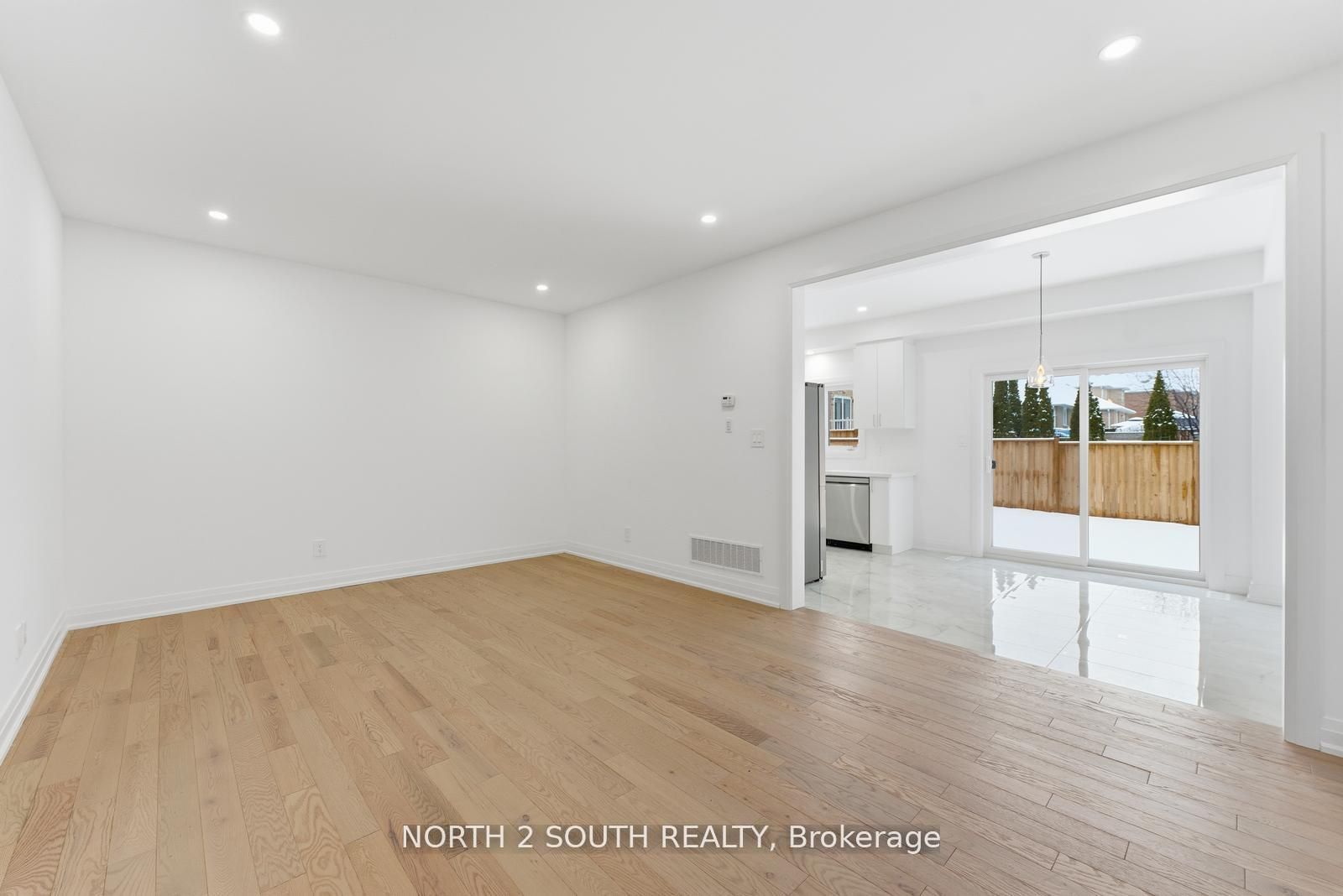 30 Virro Court, Vaughan, ON, L4H 5G5 photo 5