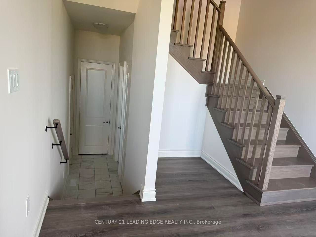 1466 Wheatcroft Drive, Oshawa, ON, L1L 0W5 photo 4