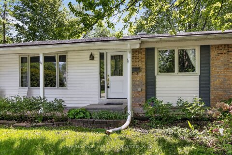 Additional image 8 of 41 Parkmount Crescent, Ottawa, ON, K2H 5T3