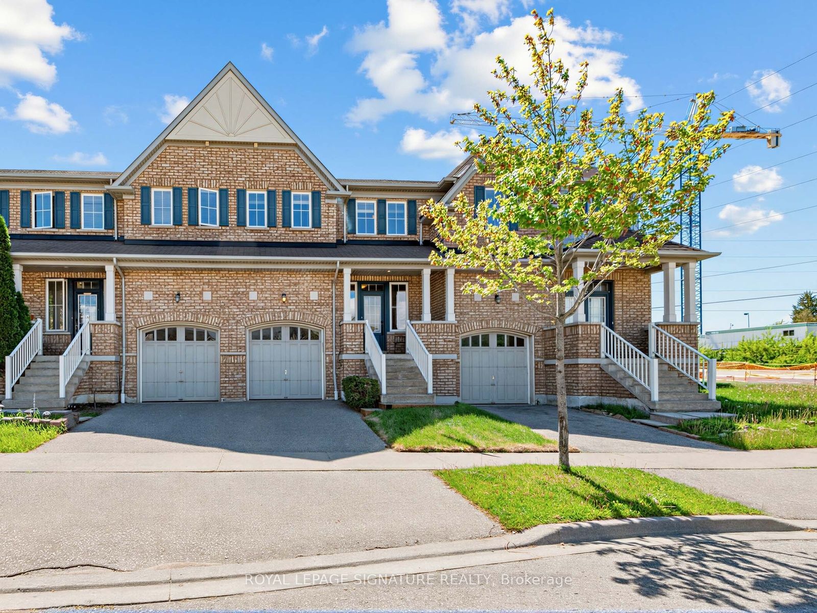 32 Clarepark Court, Ajax, ON, L1Z 0J5