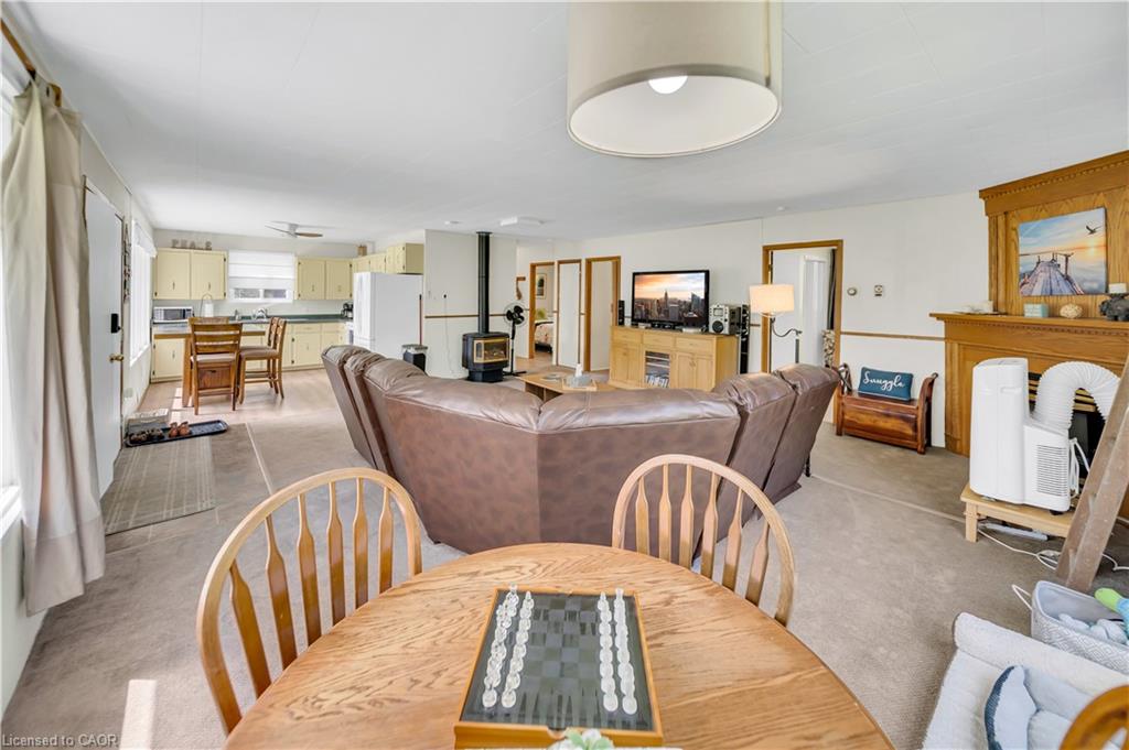 79 Mapleport Crescent, Sauble Beach, ON, N0H 2G0 photo 4