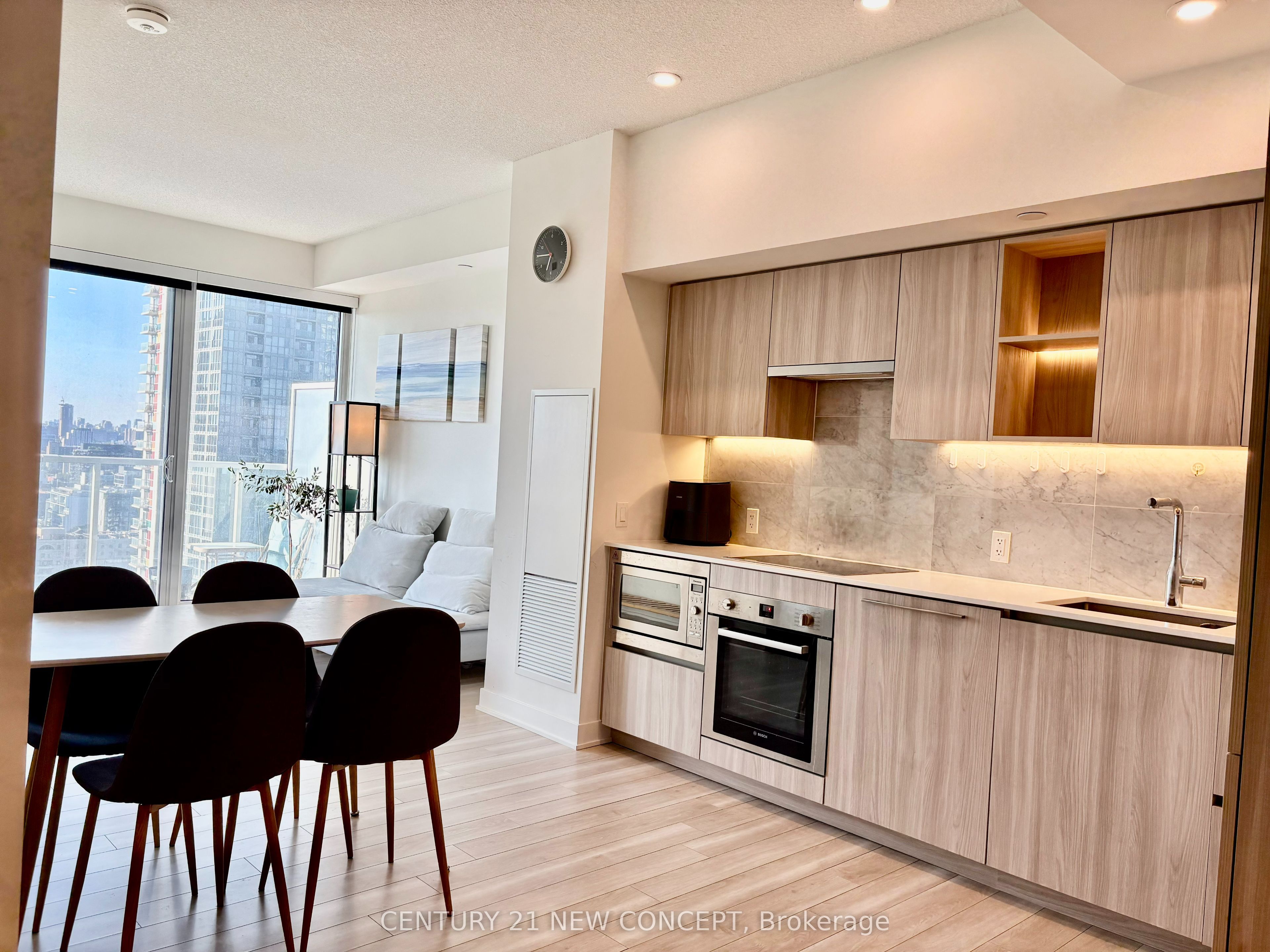 Additional image 6 of 3108-17 Bathurst Street, Toronto, ON, M5V 0N1