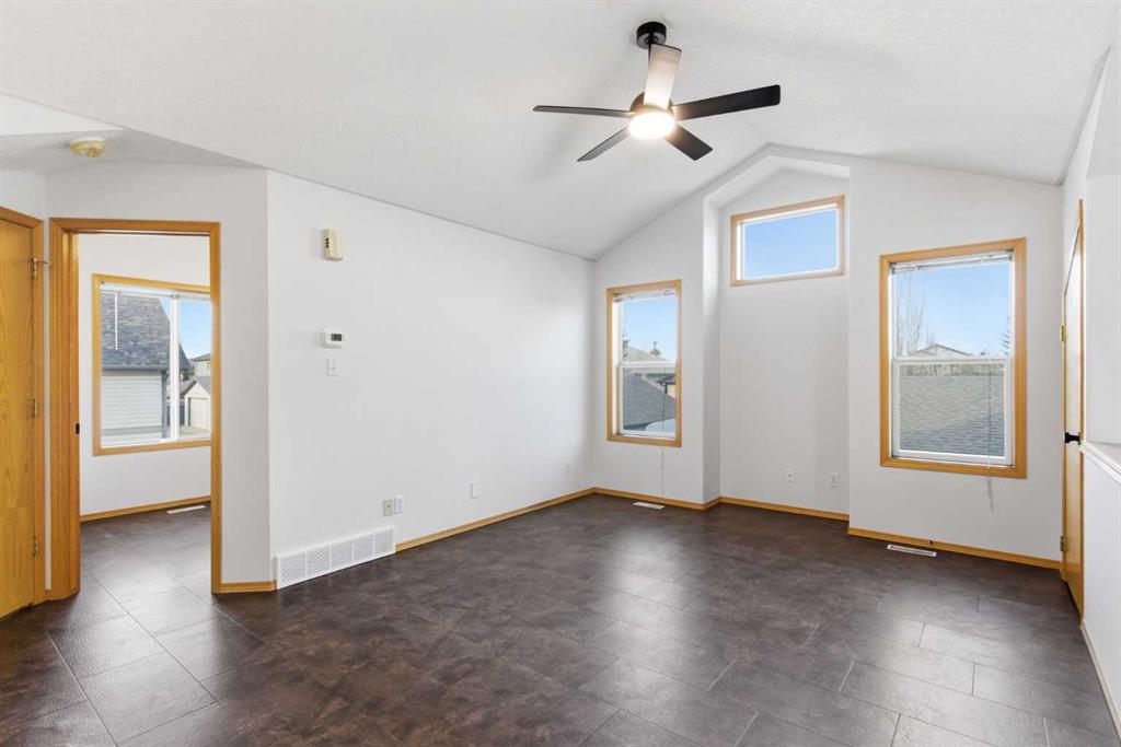 Additional image 5 of 68 Silver Springs Way , Airdrie, AB, T4B2R6