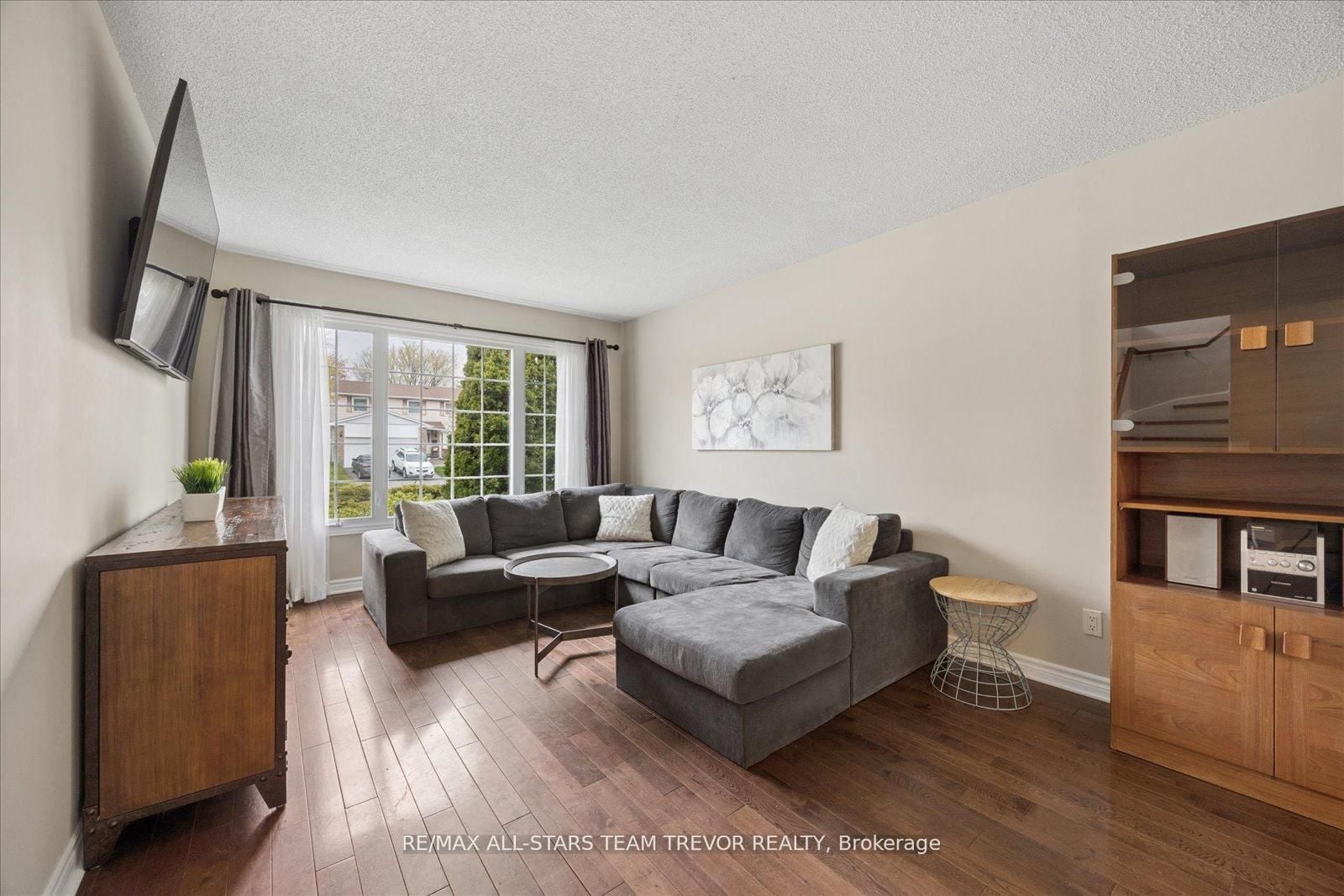 Additional image 2 of 123 Lowe Boulevard, Newmarket, ON, L3Y 5T3