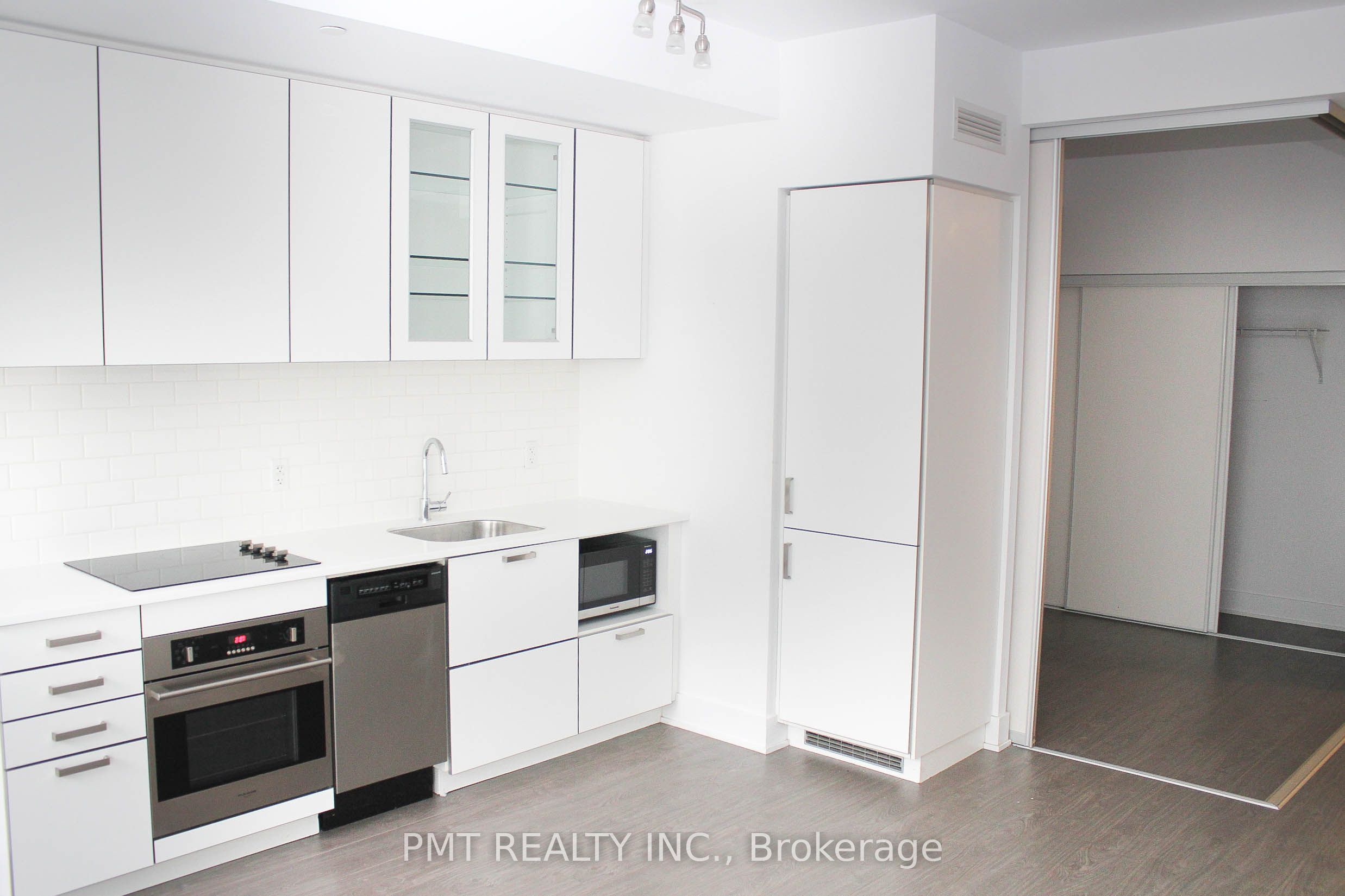 709-508 Wellington Street W, Toronto, ON, M5V 0K8 photo 5