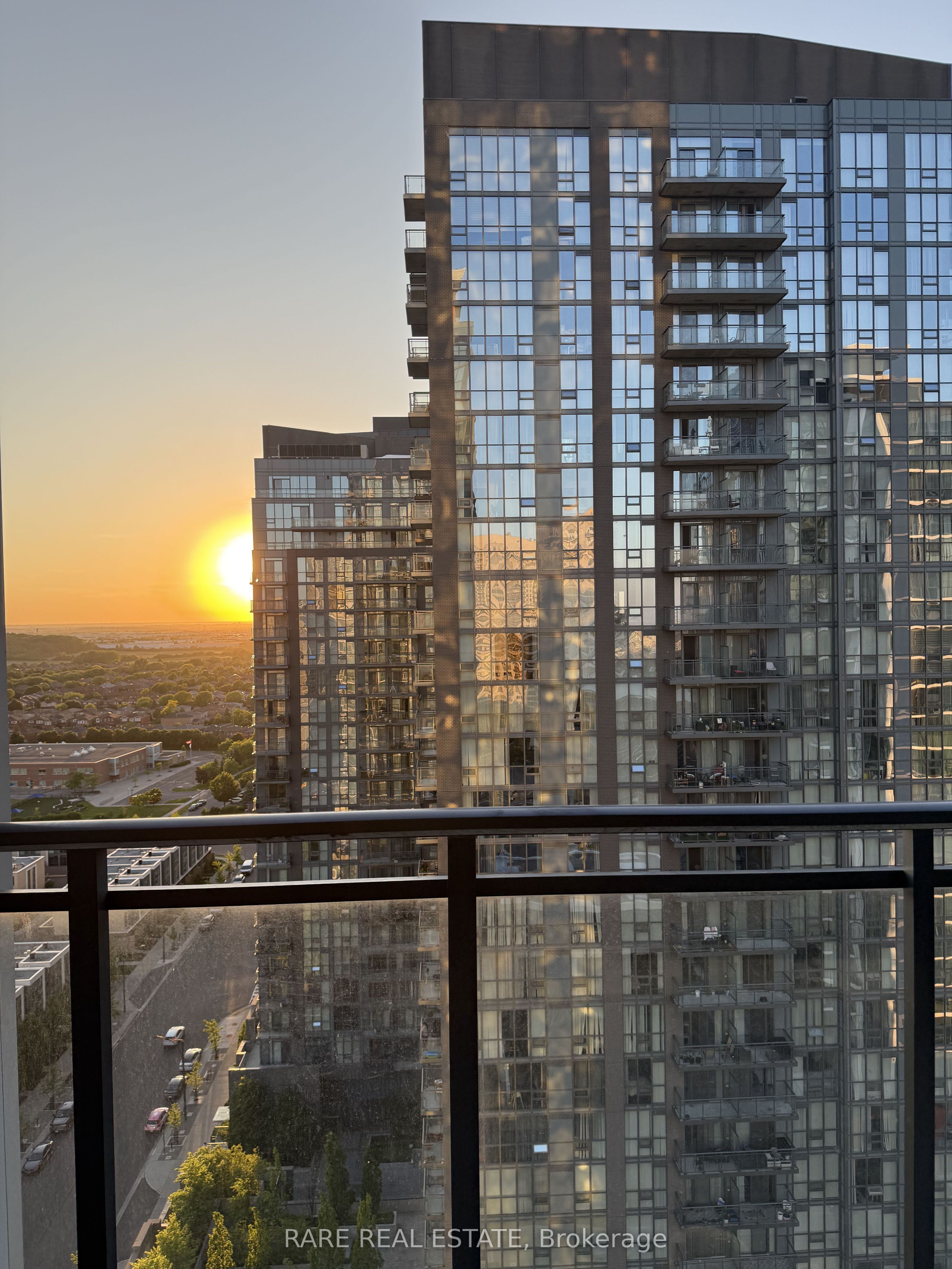 1809-75 Eglinton Avenue W, Mississauga, ON, L5R 0E5