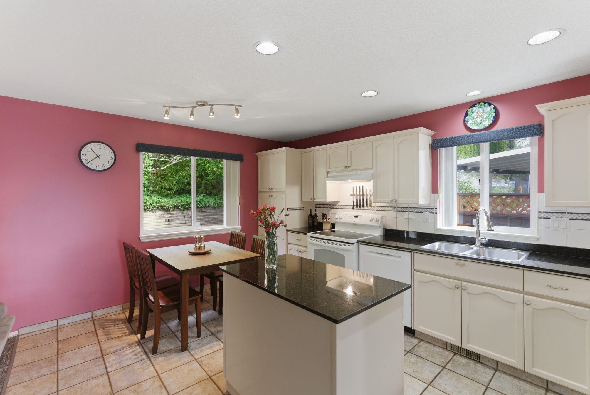 7935 Topper Drive, Mission, BC, V2V 6Z2 photo 5