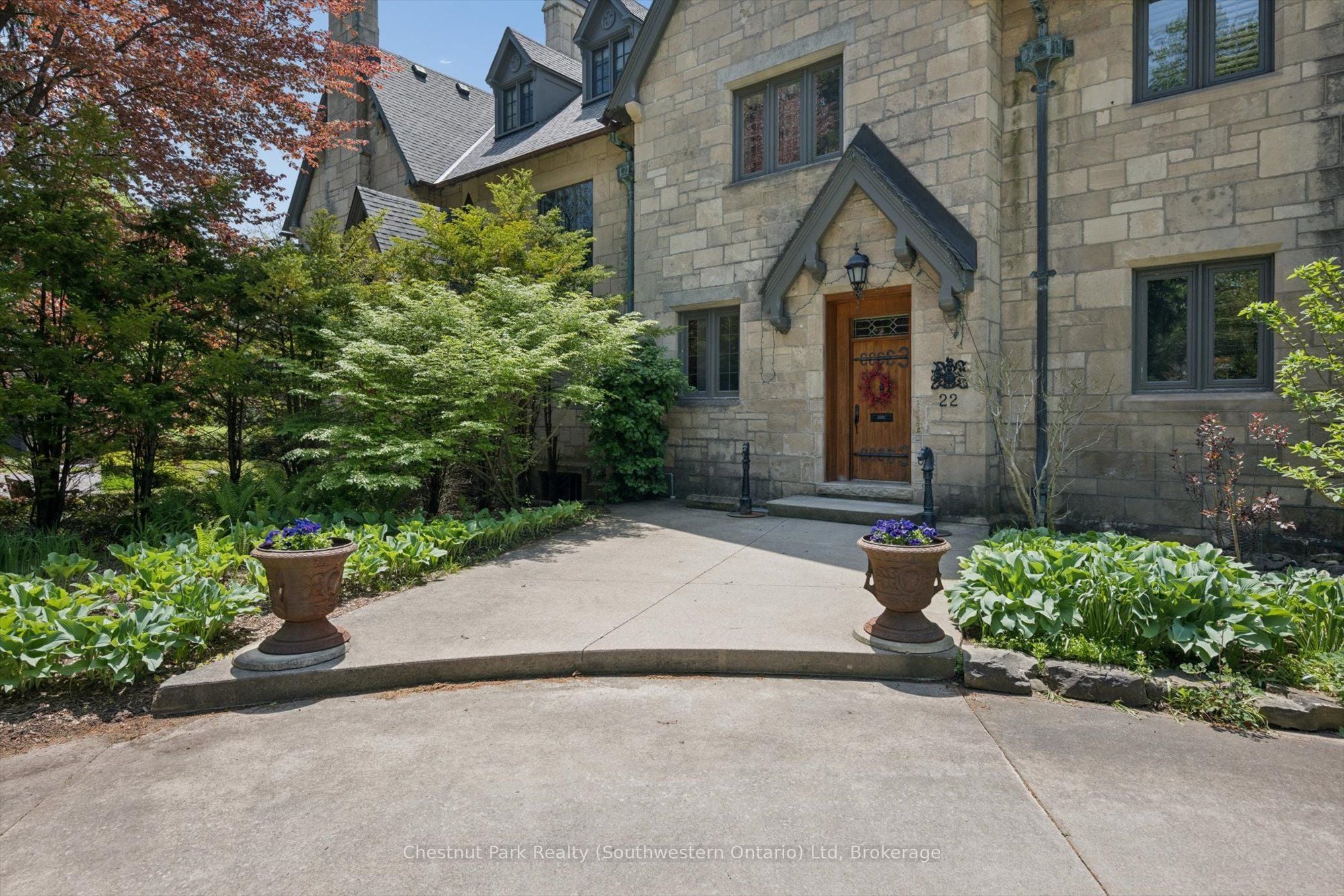 22 Stuart Street, Guelph, ON, N1E 4S4 photo 3