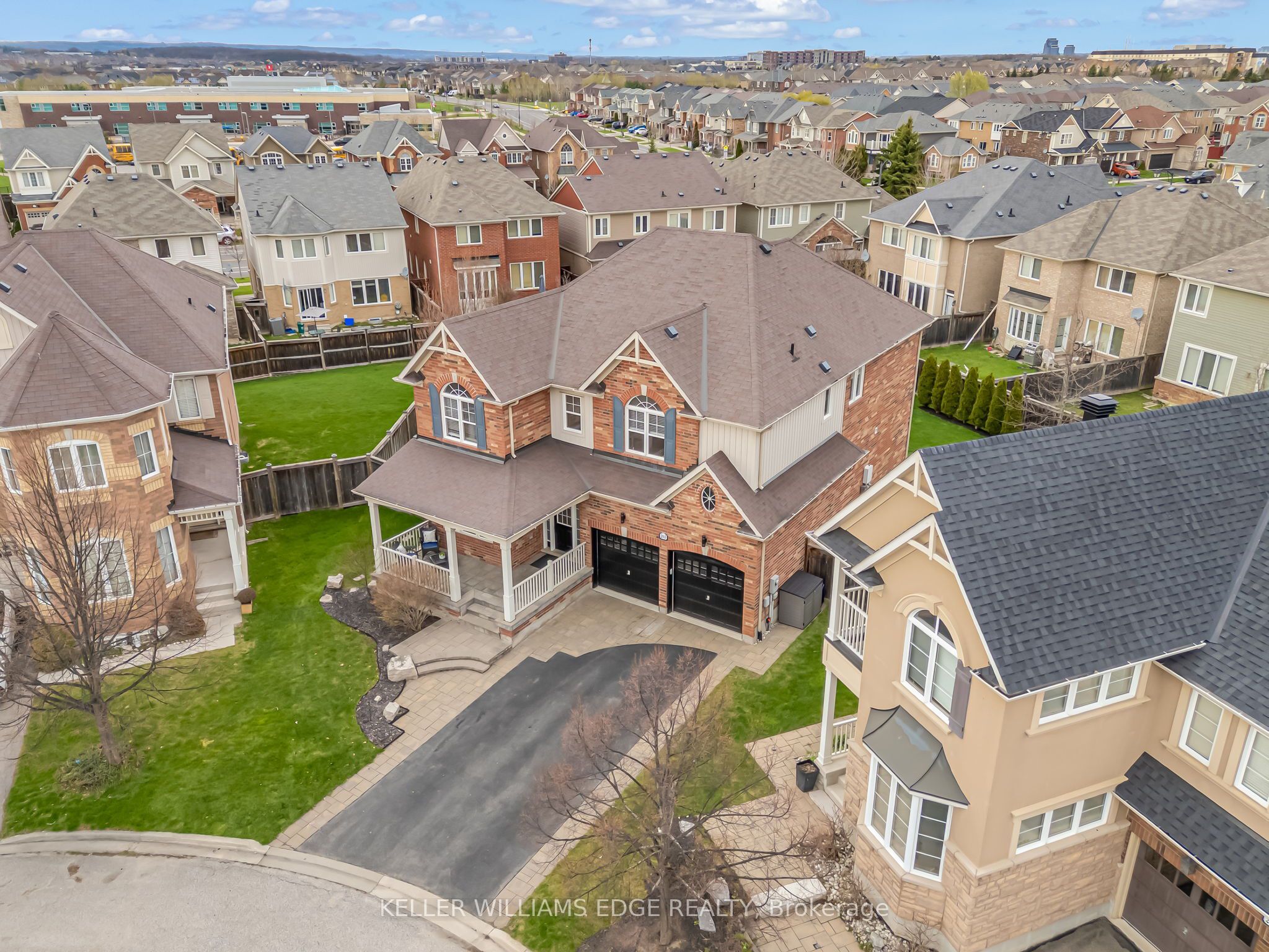 265 Goutouski Crescent, Milton, ON, L9T 7B4 photo 2