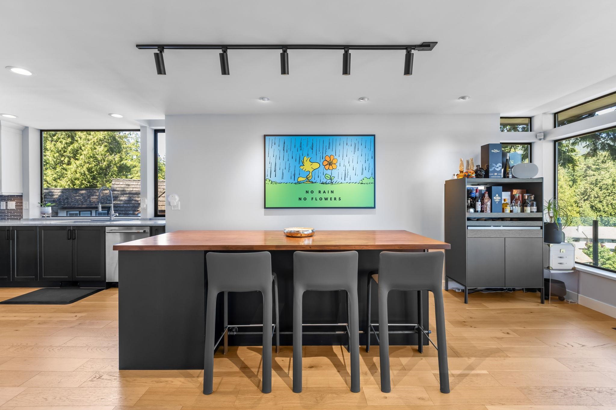 5132 Alderfeild Place, West Vancouver, BC, V7W 2W7 photo 5