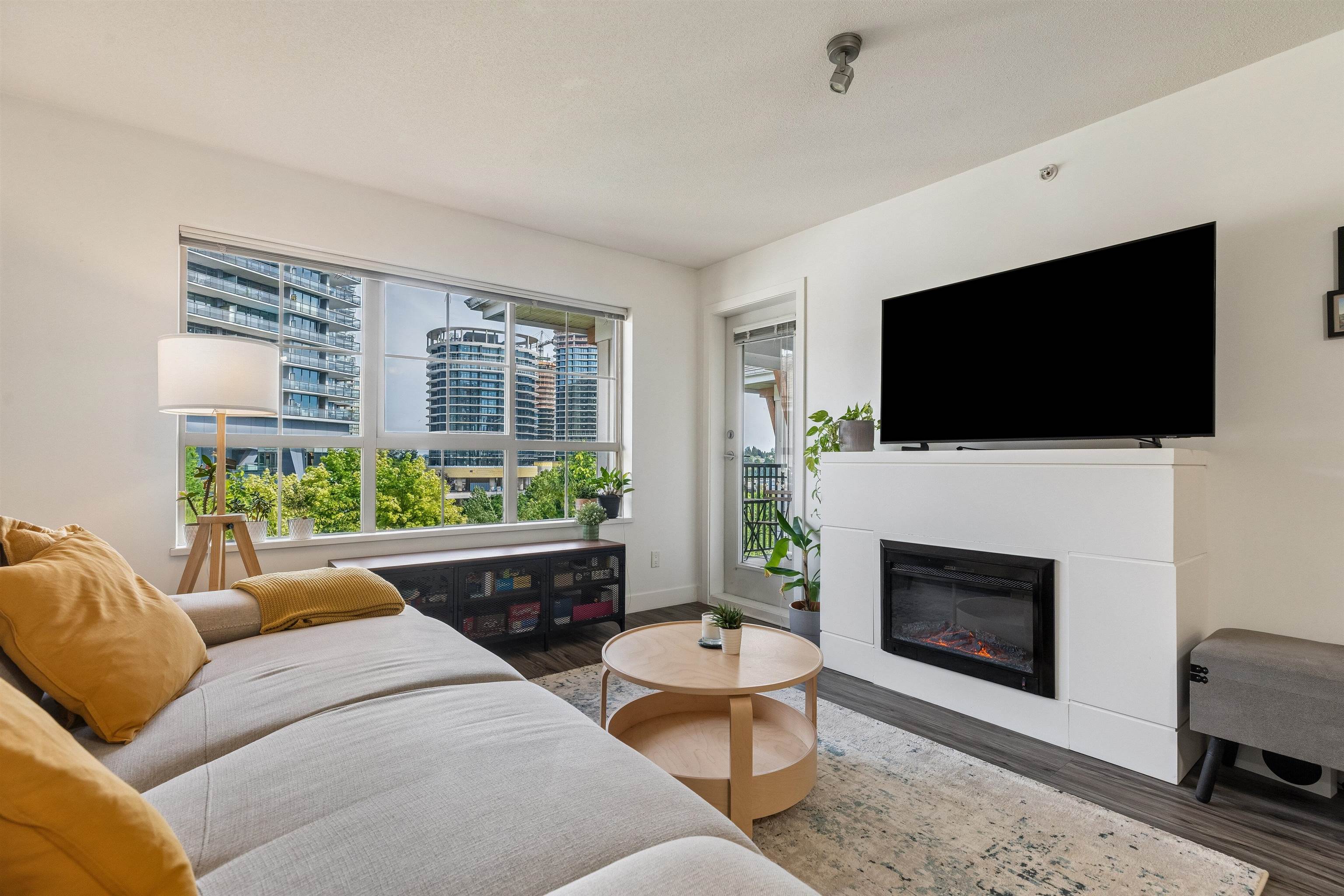 408-2088 Beta Avenue, Burnaby, BC, V5C 0C8 photo 2