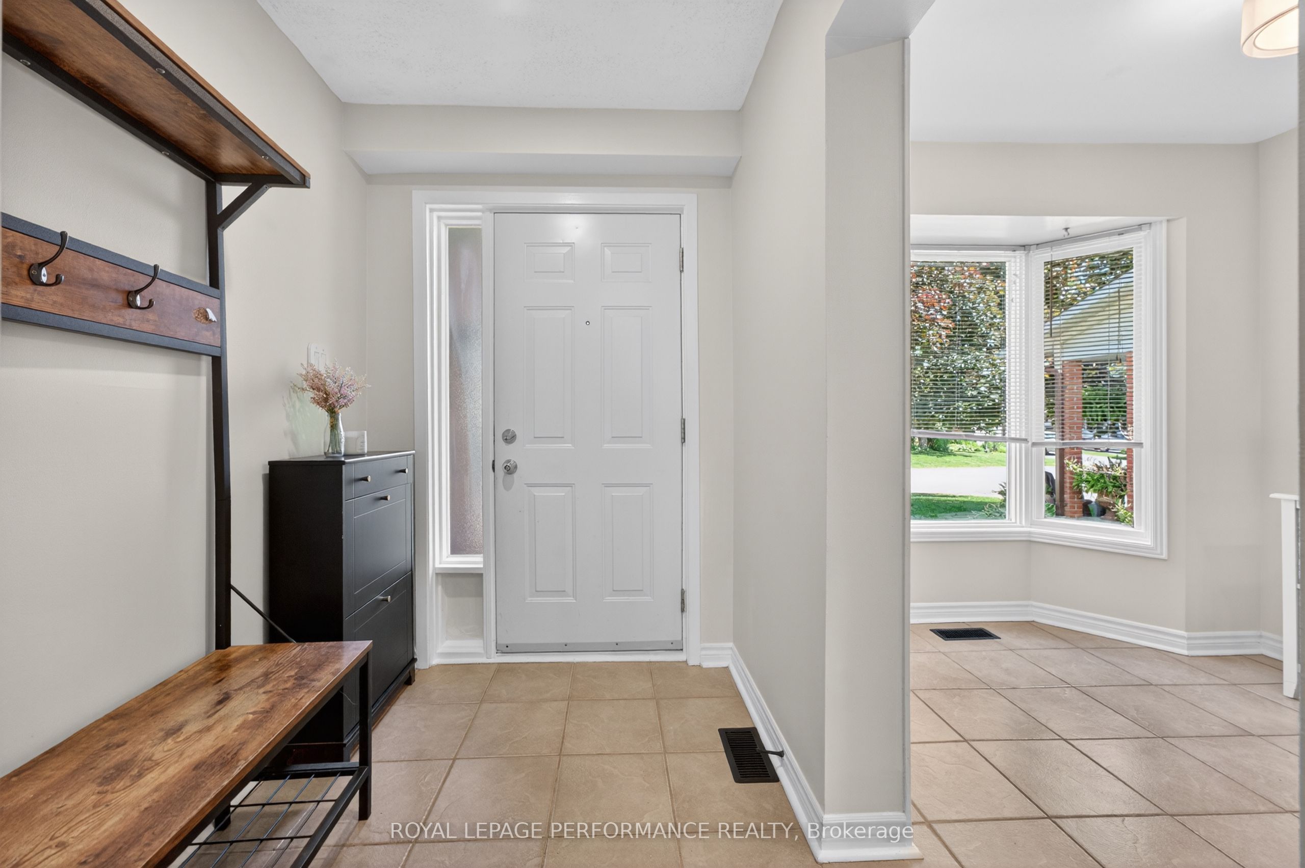 Additional image 4 of 12 Barra Avenue, Ottawa, ON, K2L 2R8