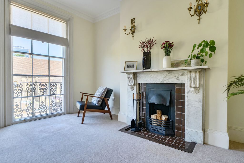 Additional image 16 of 2 bed flat for saleAbbots Walk, Reading, Berkshire RG1