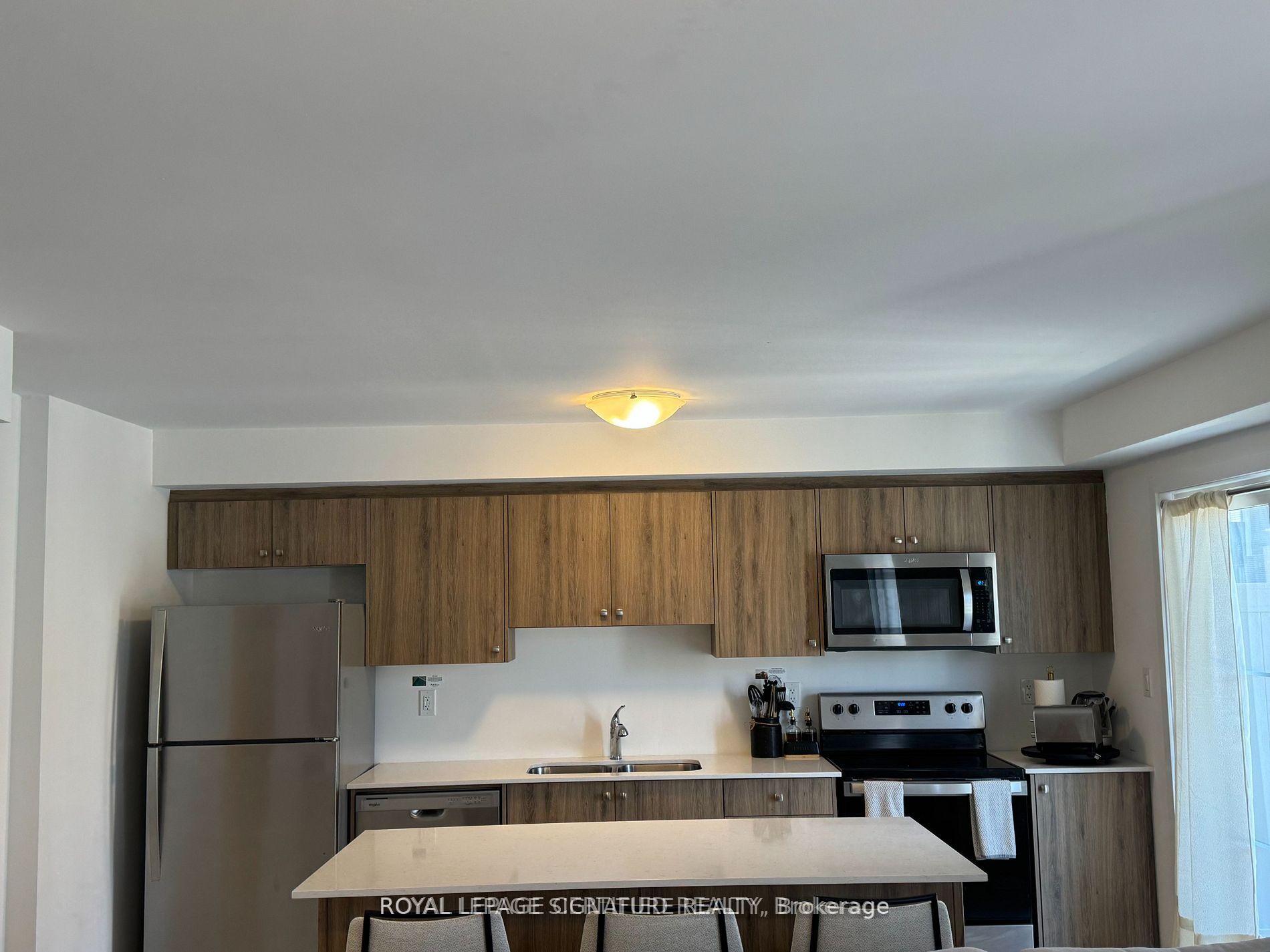36 Silo Mews, Barrie, ON, L9J 0V3 photo 4