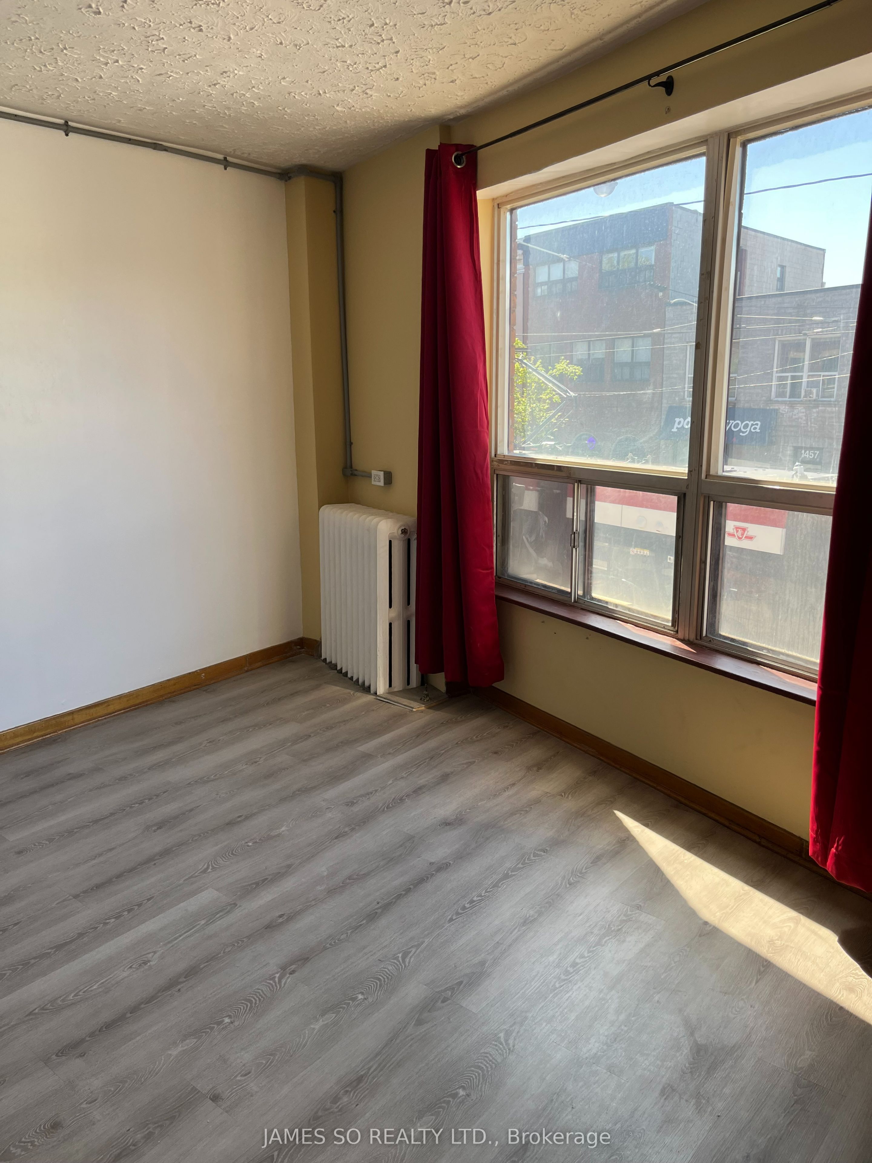 2nd Floor-1460 Dundas Street W, Toronto, ON, M6J 1Y6 photo 3