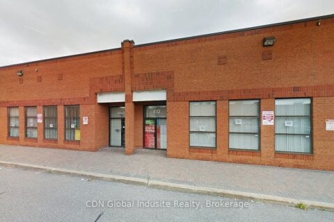 412 Gibraltar Drive, Mississauga, ON, L5T 2P5 photo 2