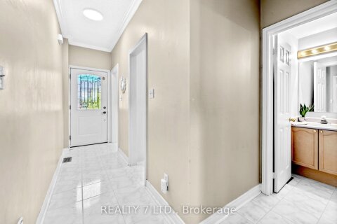 Additional image 8 of 211 Downey Circle, Aurora, ON, L4G 7E8