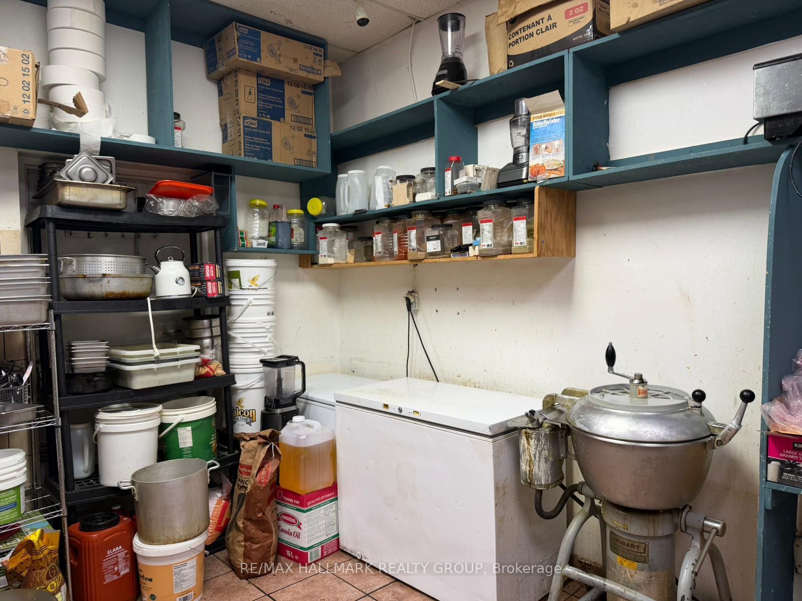 Additional image 6 of 2200 Montreal Road, Ottawa, ON, K1J 6M5