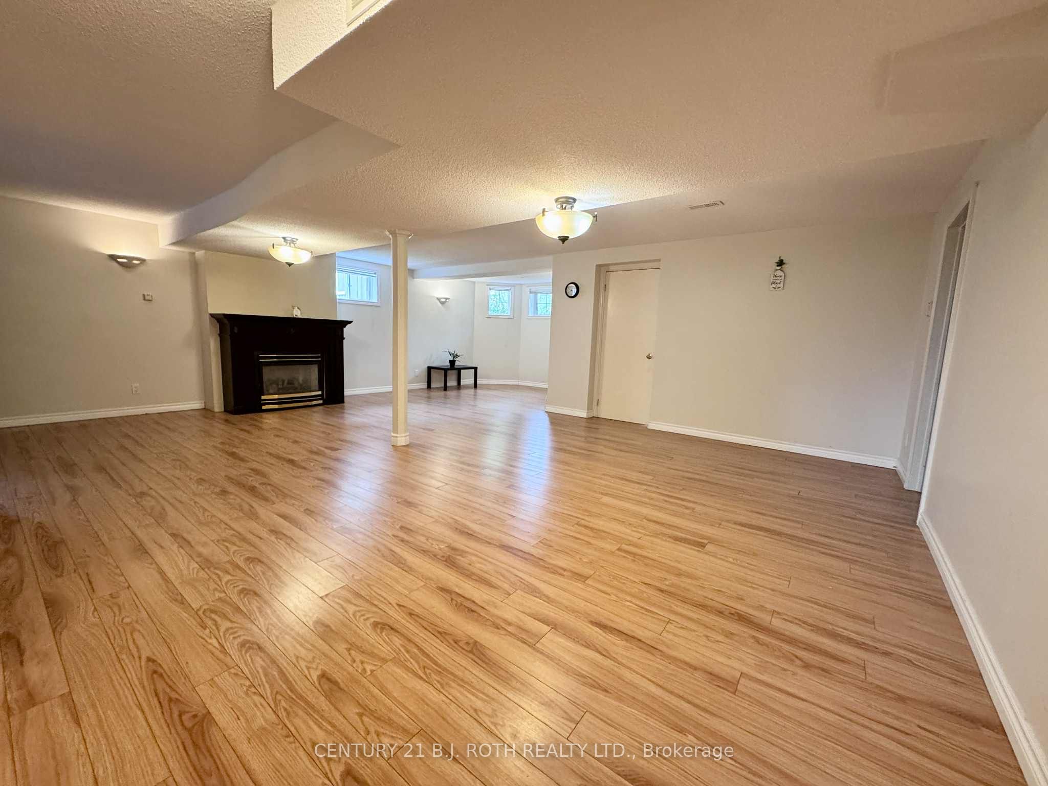 Lower-22 Mapleton Avenue, Barrie, ON, L4N 7M2 photo 5