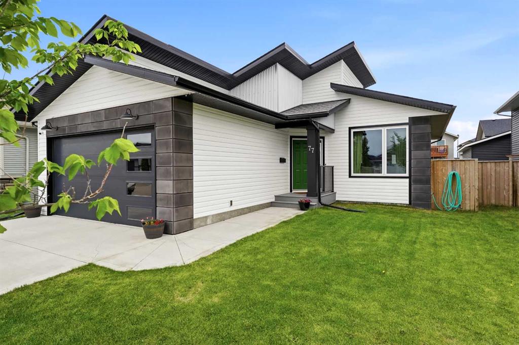 77 Murphy Close, Blackfalds, AB, T4M 0H5 photo 3
