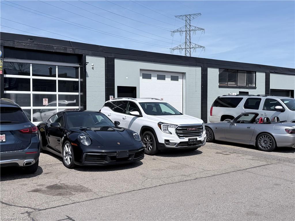 10-1254 Plains Road E, Burlington, ON, L7S 1W6