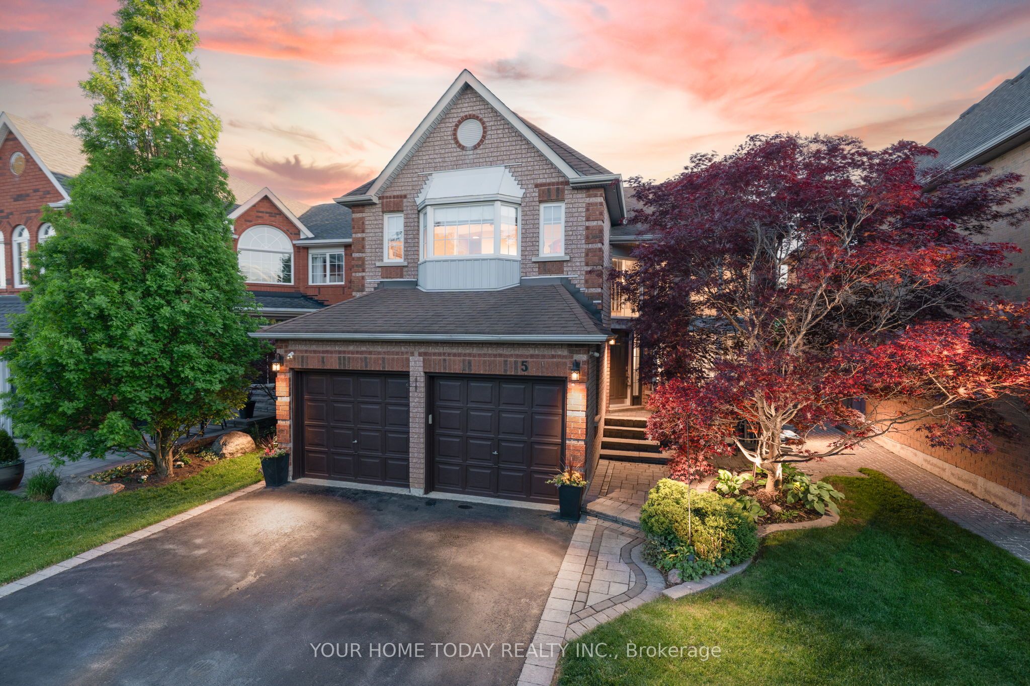 5 Curry Crescent, Halton Hills, ON, L7G 5L4