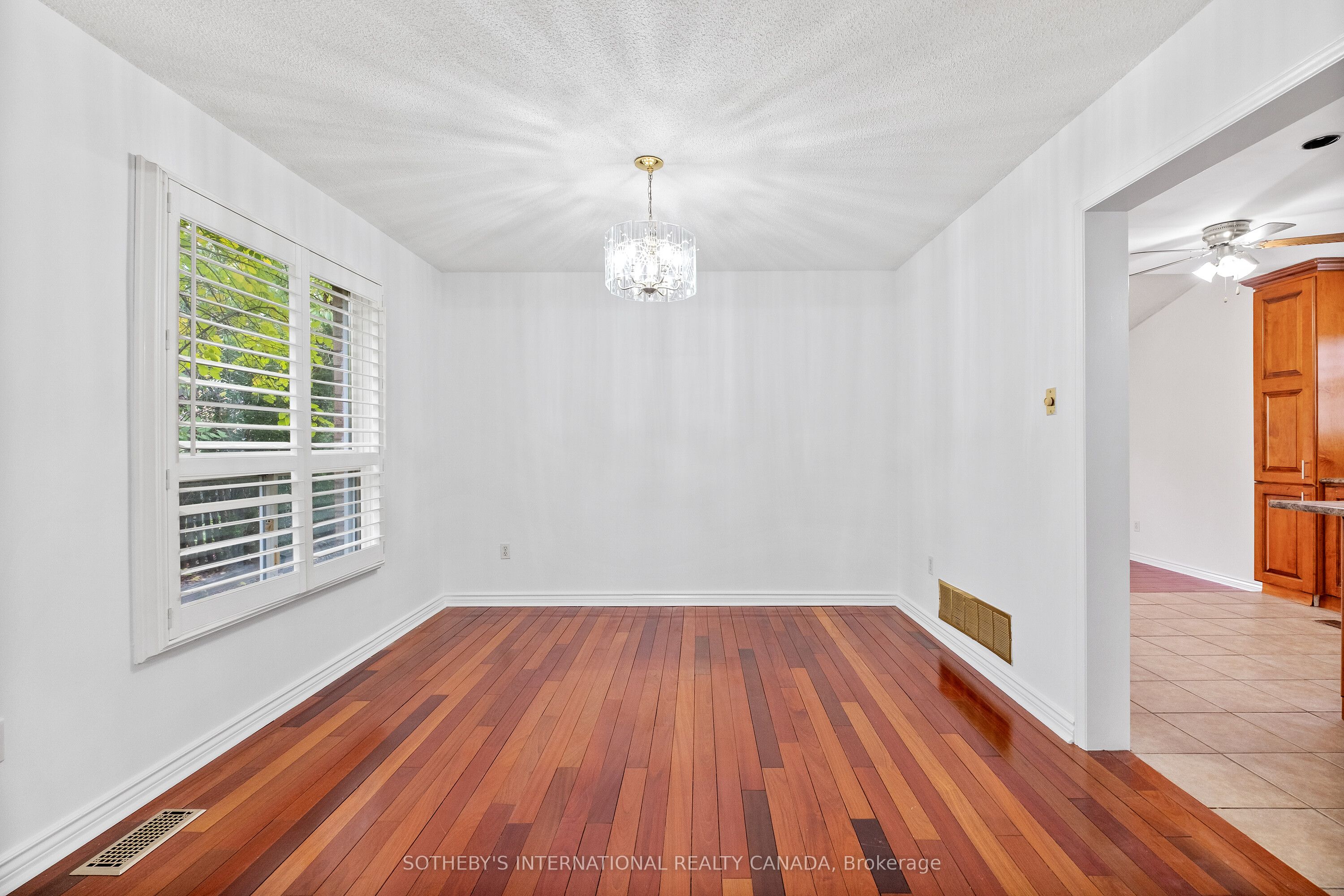 Additional image 6 of 3631 Cherrington Crescent, Mississauga, ON, L5L 5C6