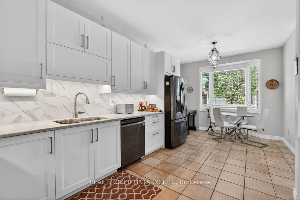110 Greentrail Drive, Hamilton, ON, L0R 1W0 photo 5