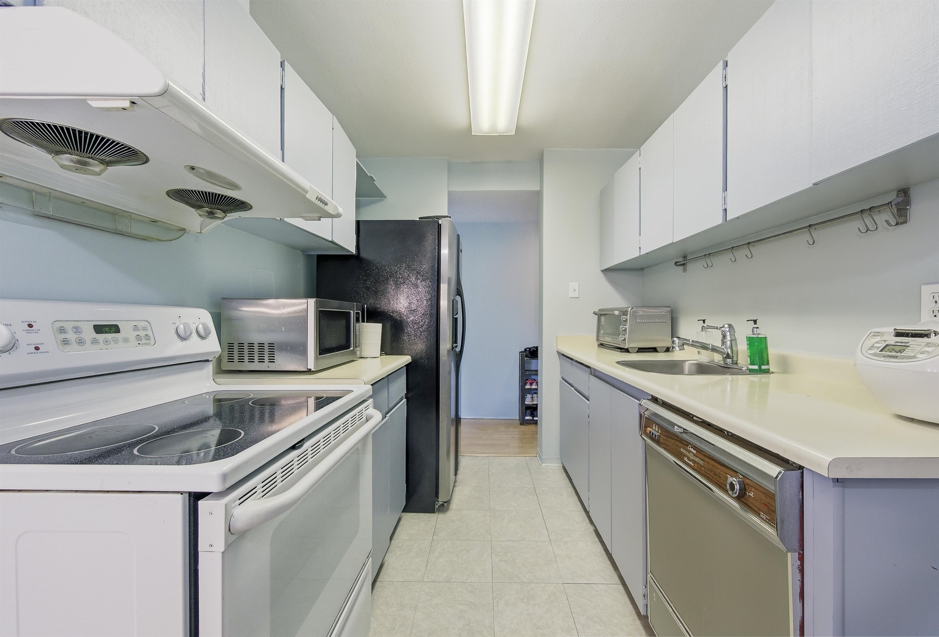 801-6689 Willingdon Avenue, Burnaby, BC, V5H 3Y8 photo 5
