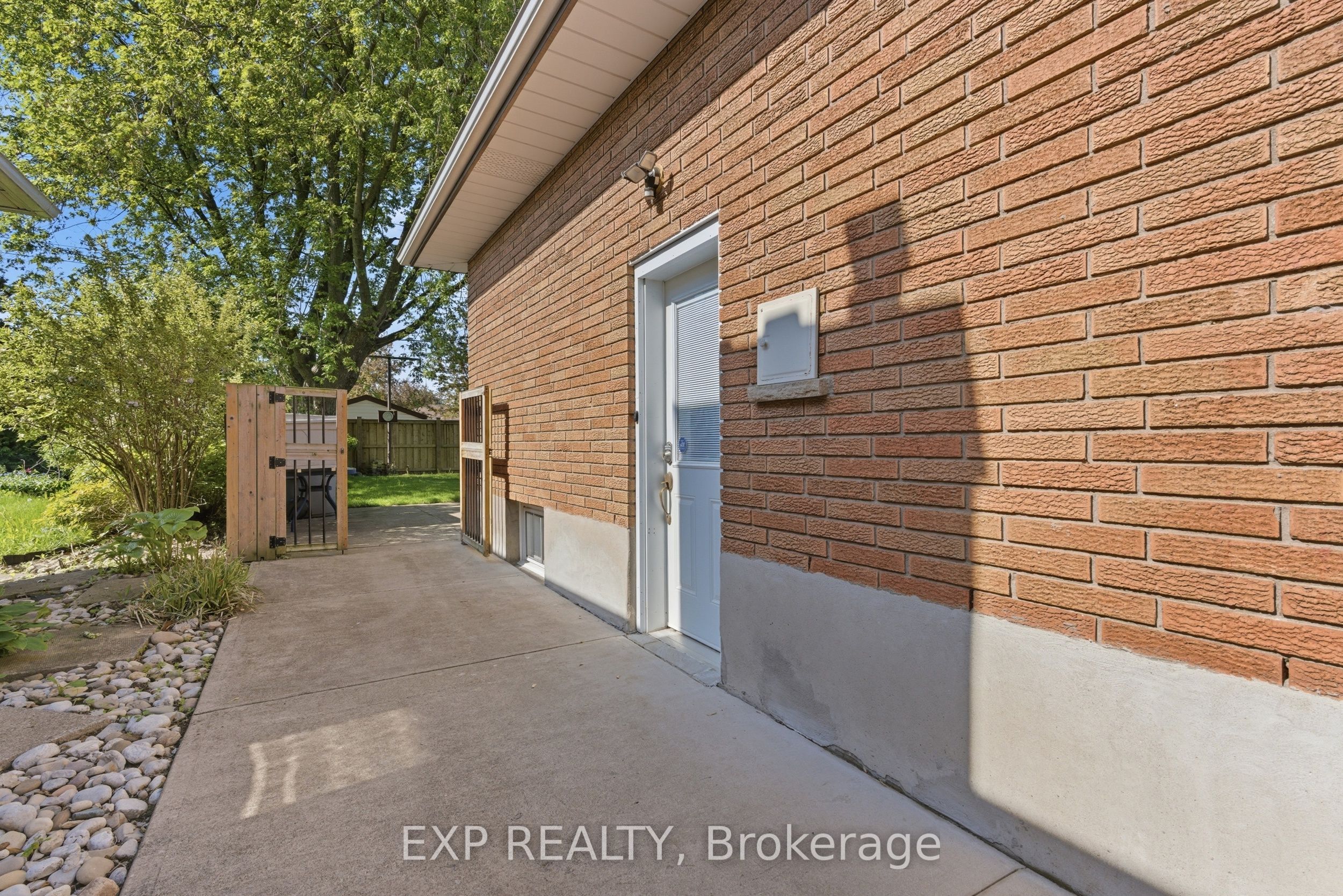 Additional image 5 of 11 Martha Court, Welland, ON, L3C 4N3