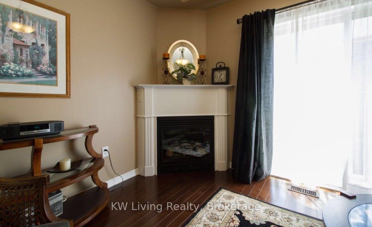 Additional image 2 of 44-6625 Falconer Drive, Mississauga, ON, L5N 0C7