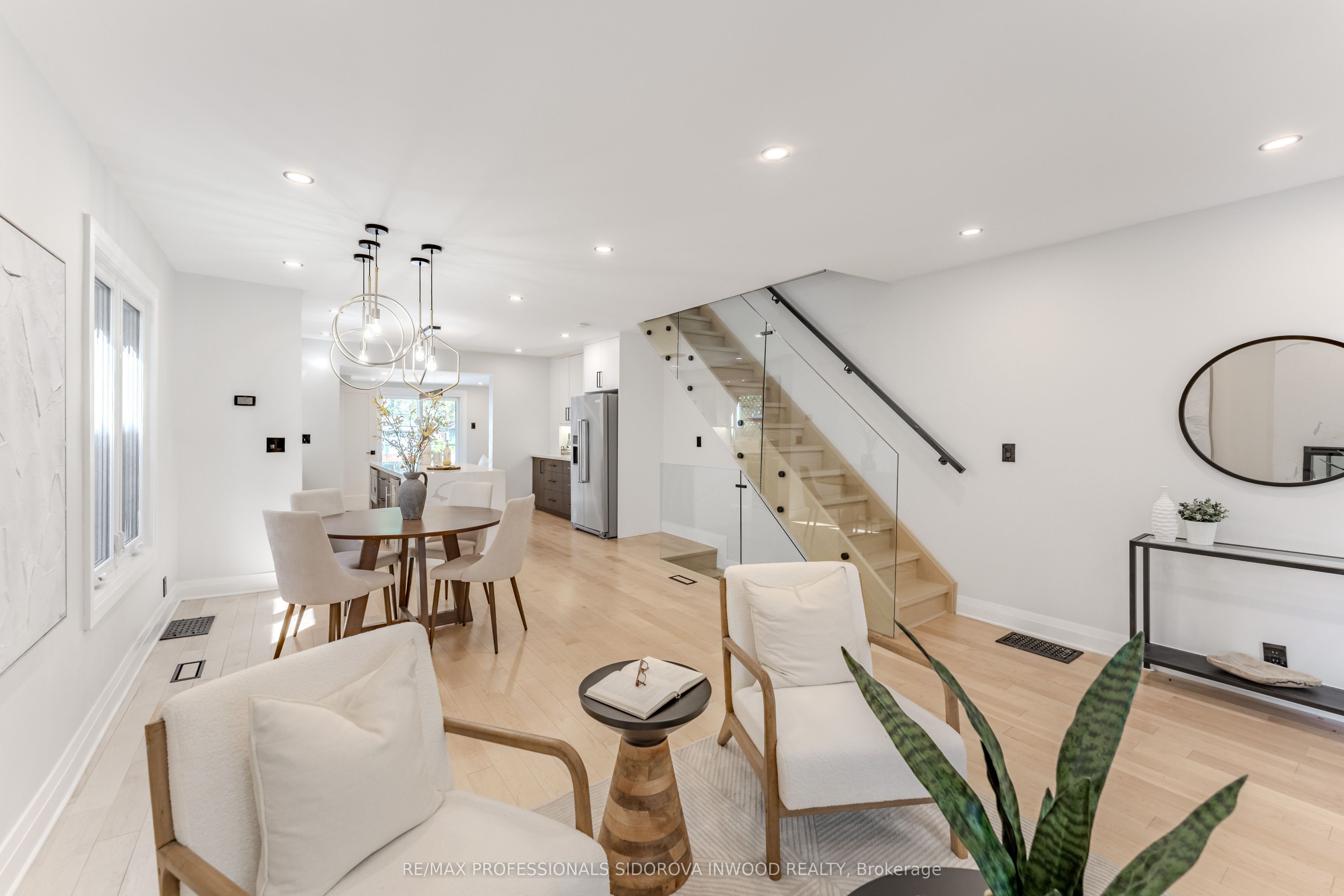 Additional image 6 of 664 Windermere Avenue, Toronto, ON, M6S 3M1