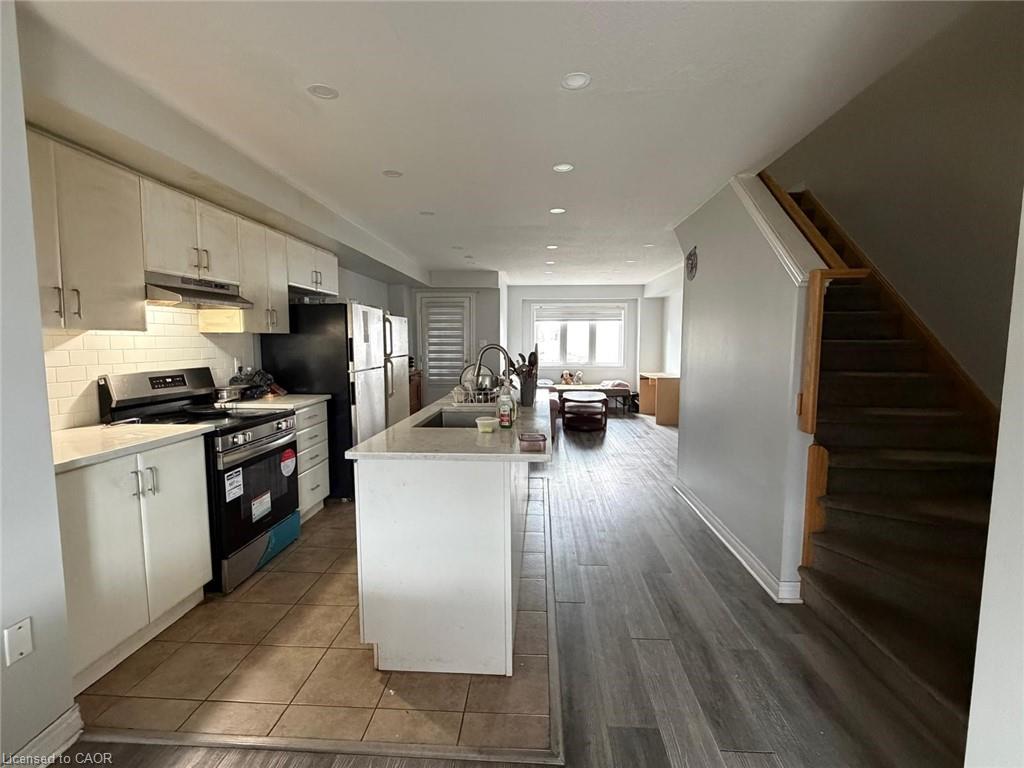 Additional image 4 of 402 Linden Drive, Kitchener, ON, N3H 0C6